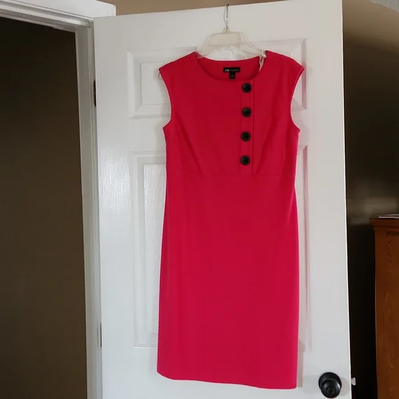 Womens Dress - Picture 1 of 3